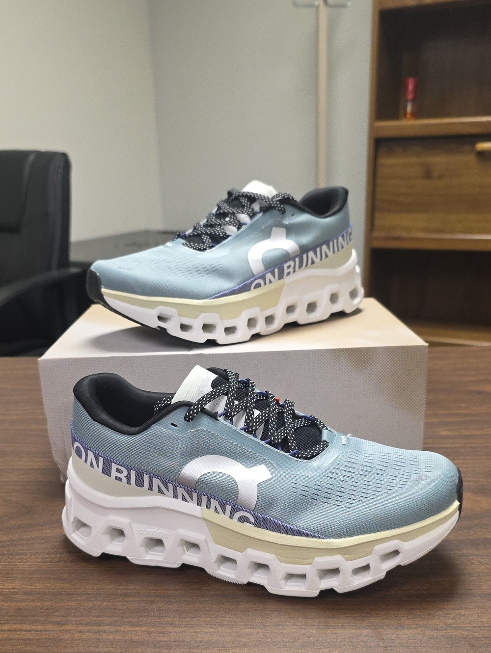 On Running Cloudmonster 2 Sneakers Mineral/Aloe 3WE10122078 Women's Size 9 NEW